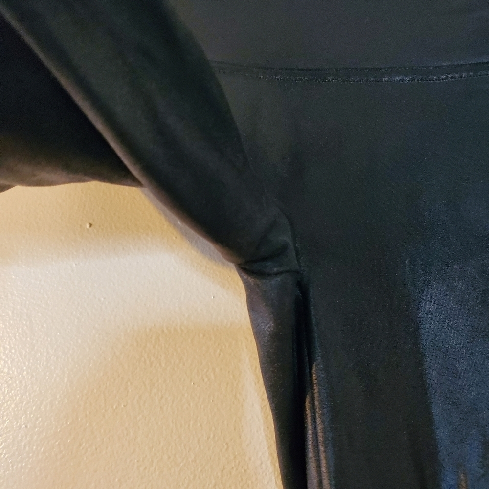 SPANX Faux Leather Edgy Moto Leggings Size small Fall Closet Staple - Picture 5 of 15